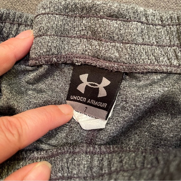 Under Armour kids lightweight joggers in gray with lime green logo size 7 EUC - Picture 4 of 6